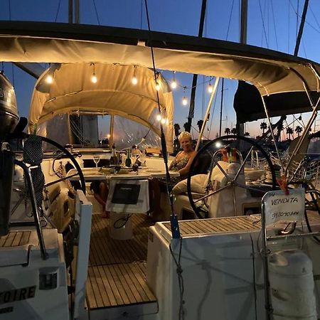 Private Room On Sailing Yacht 'Victoire' Marzamemi Esterno foto
